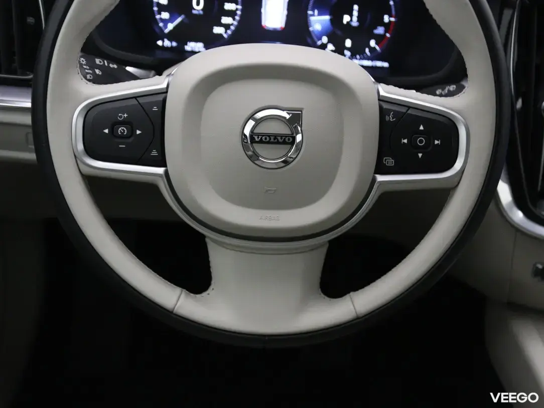 Volvo V60 2 145kW