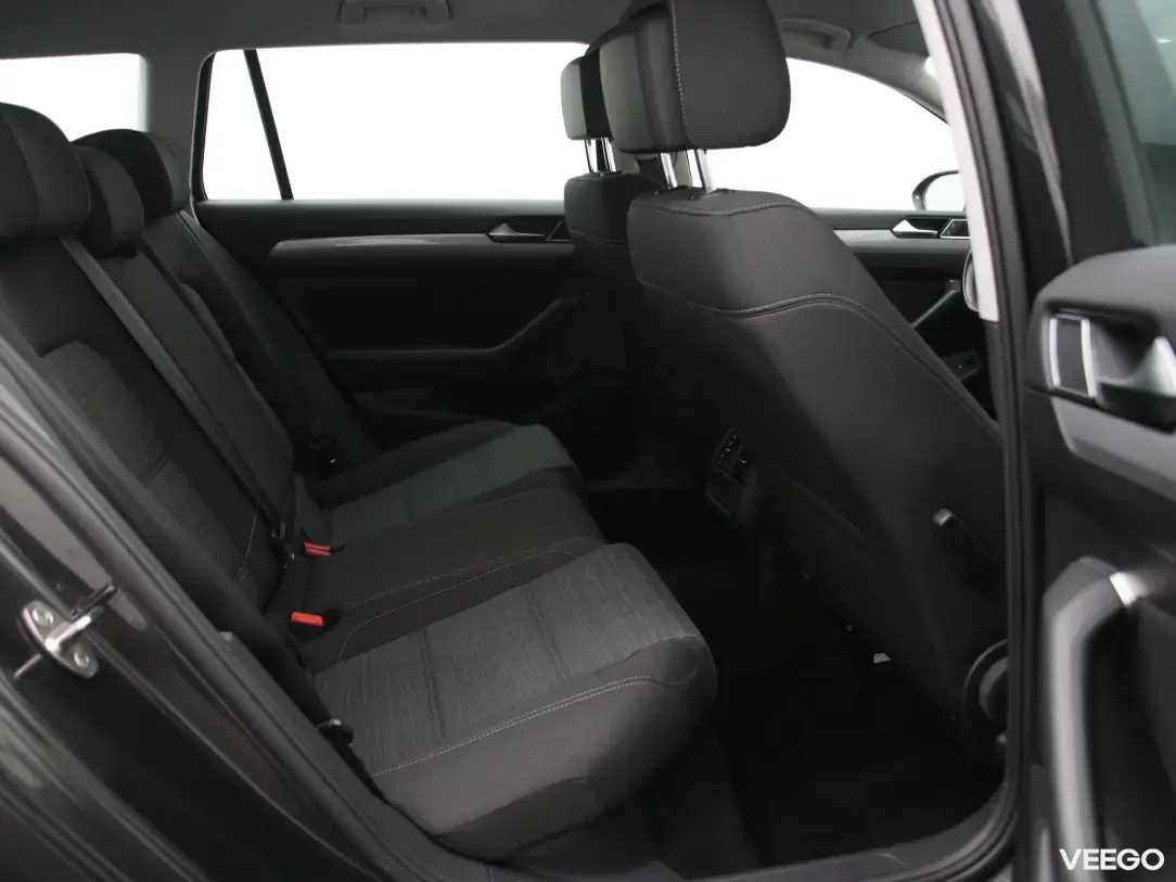 Volkswagen Passat 2 90kW