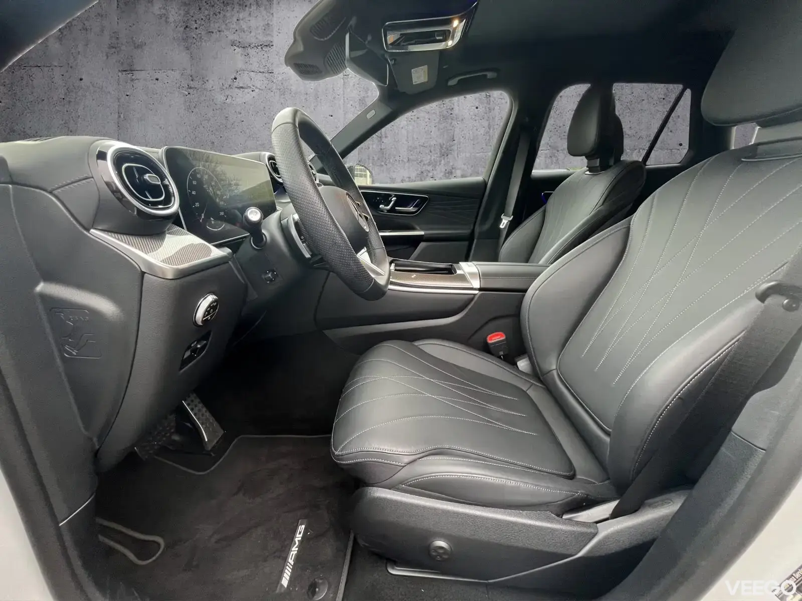 Mercedes-Benz GLC220 AMG NIGHT 2 145kW