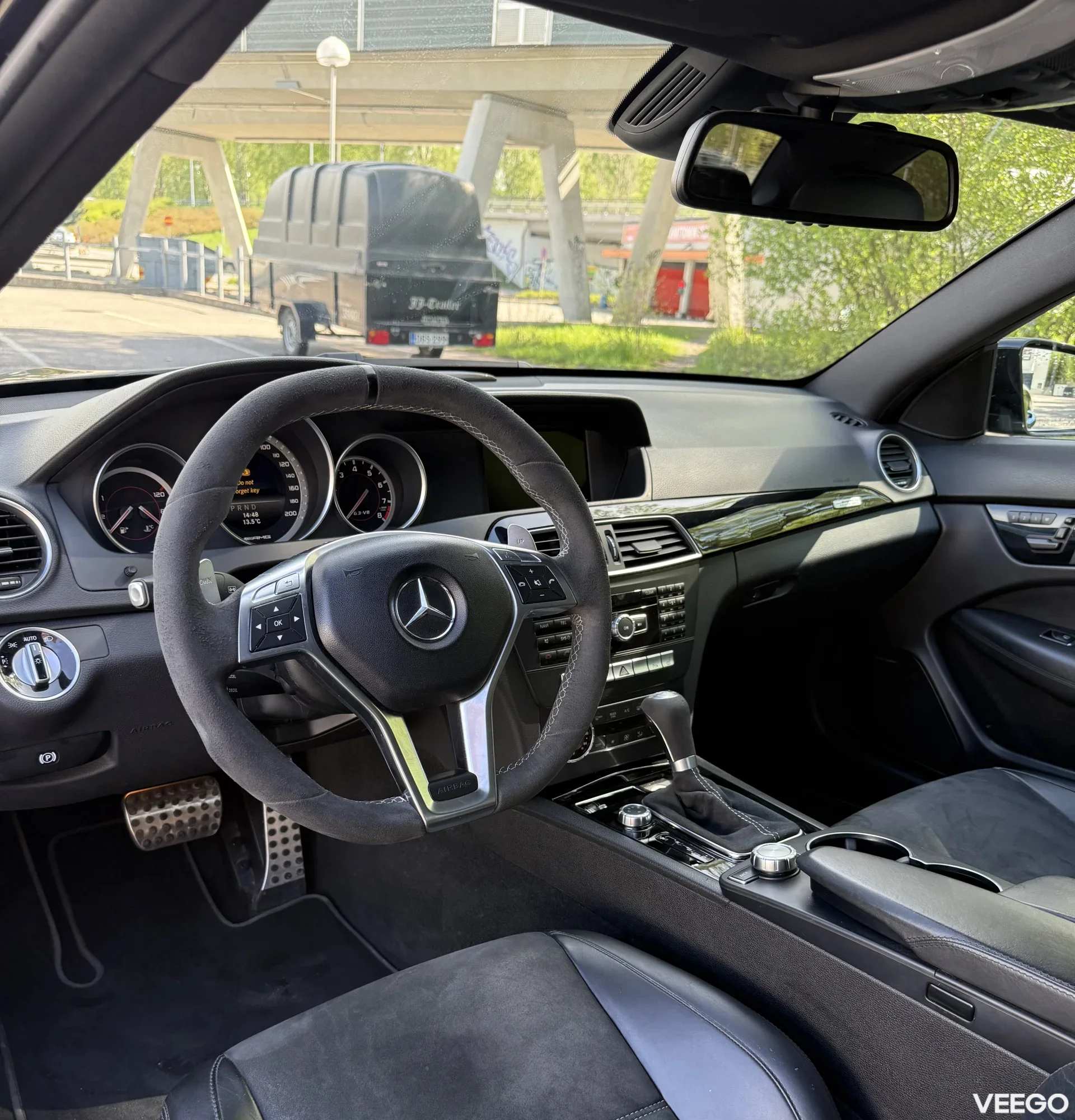 Mercedes-Benz C63 AMG EDITION 507 6.2 373kW