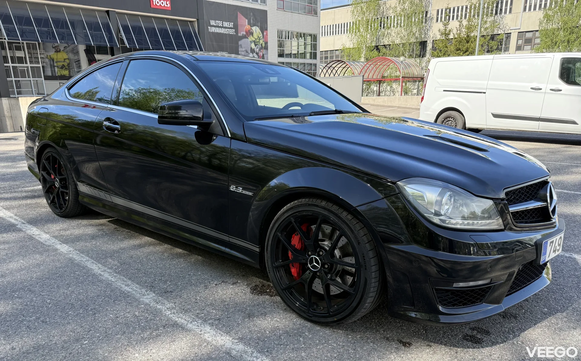 Mercedes-Benz C63 AMG EDITION 507 6.2 373kW