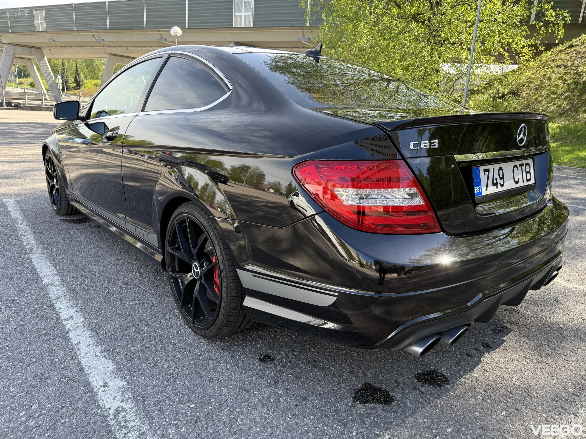 Mercedes-Benz C63 AMG EDITION 507 6.2 373kW