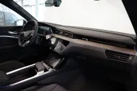 Audi Q8 158kW thumbnail