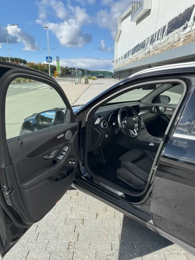 Image of Mercedes-Benz GLC 300 E 4MATIC 2.0 155kW