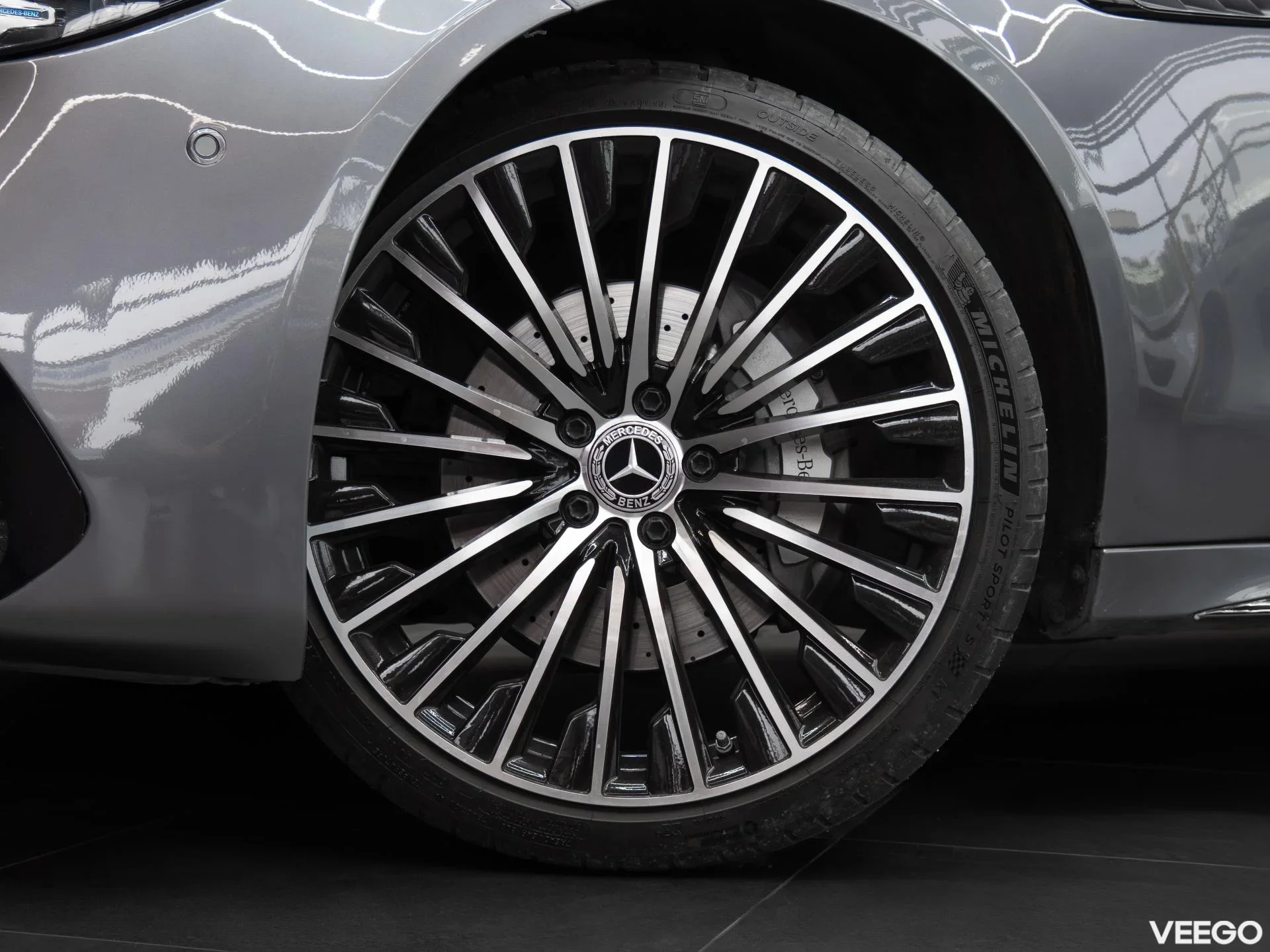 Mercedes-Benz C300 2.0 150kW