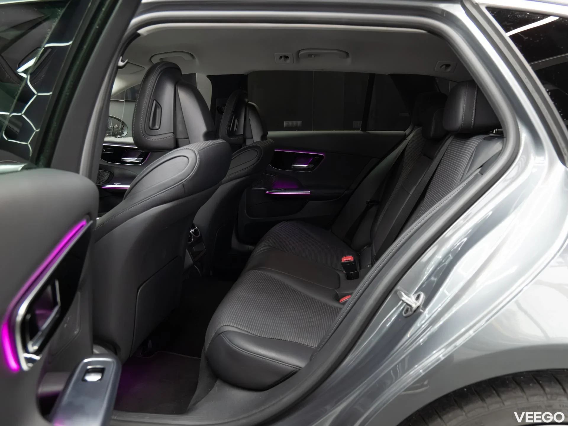 Mercedes-Benz C300 2.0 150kW