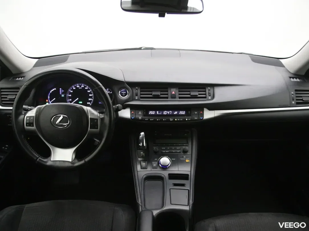 Lexus ct-200h 1.8 100kW