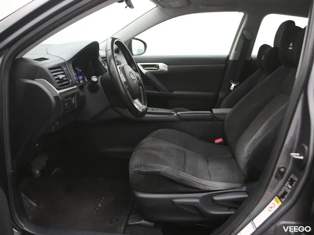 Lexus ct-200h 1.8 100kW