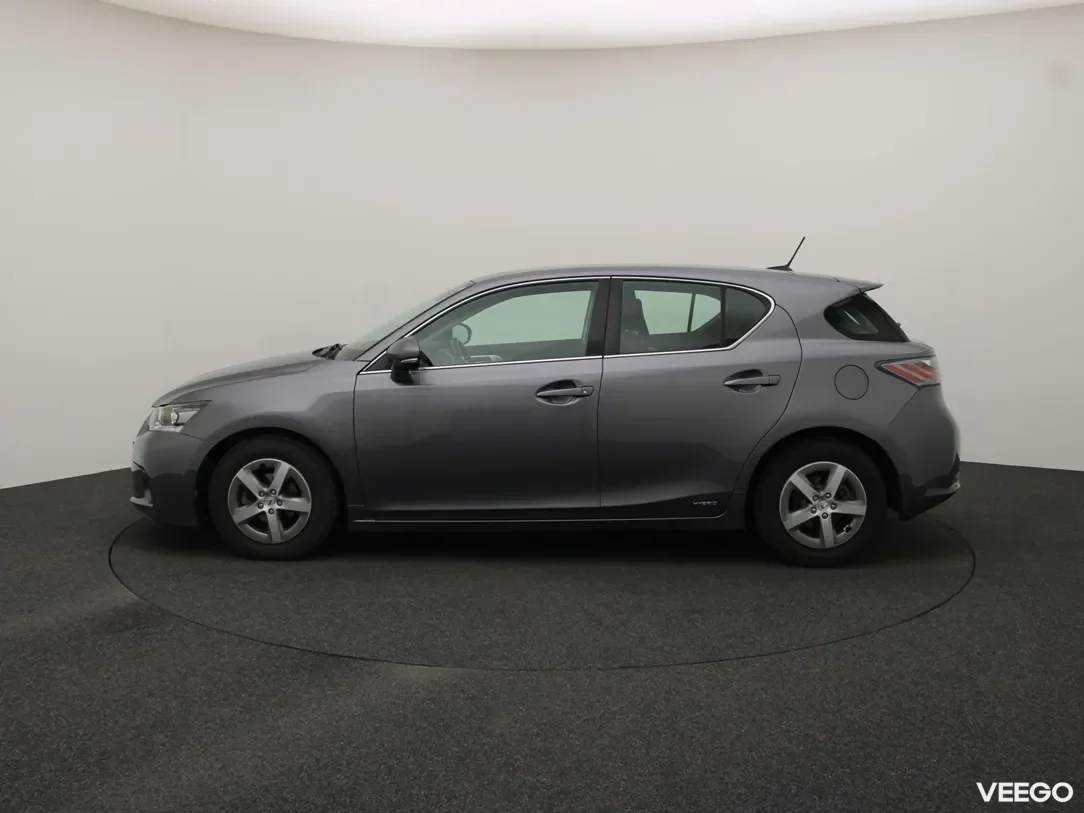 Lexus ct-200h 1.8 100kW