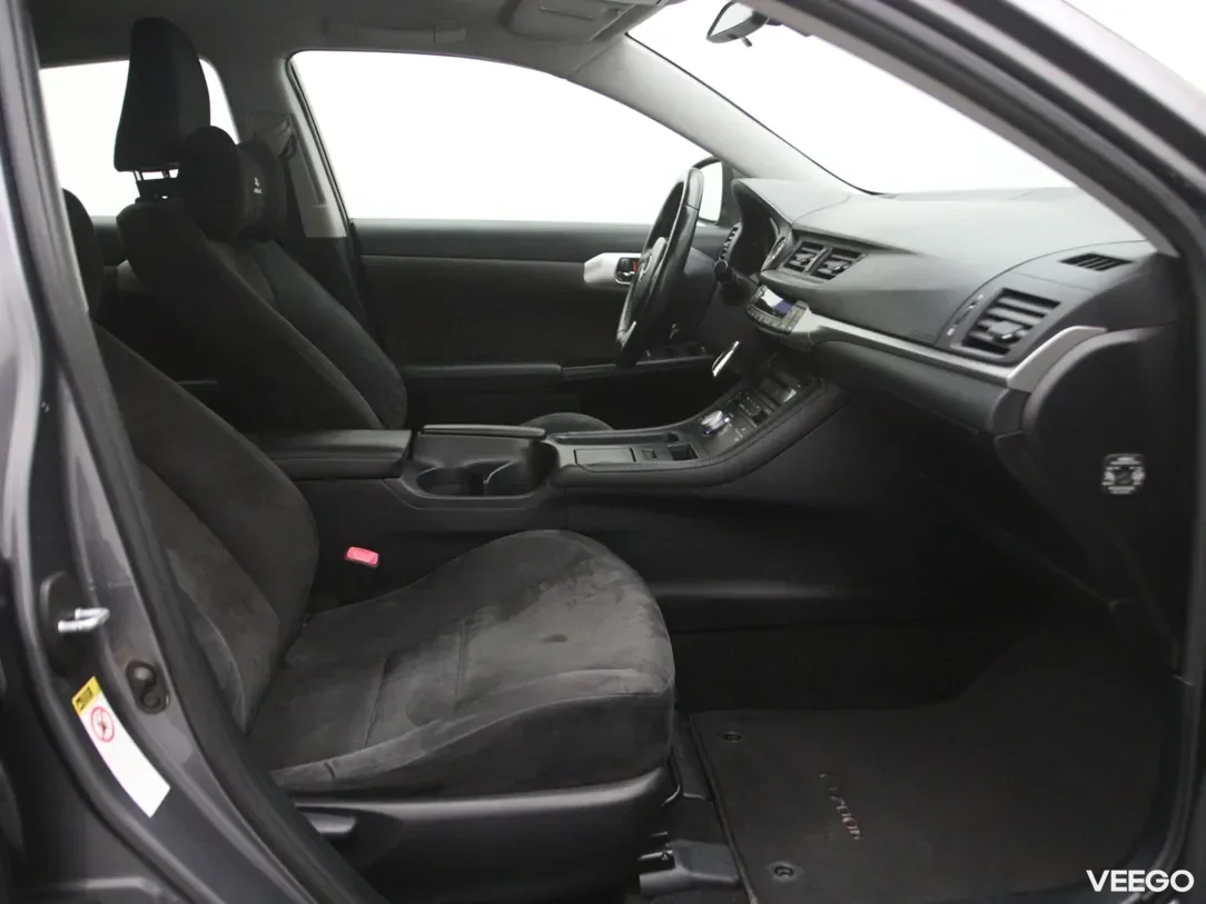 Lexus ct-200h 1.8 100kW
