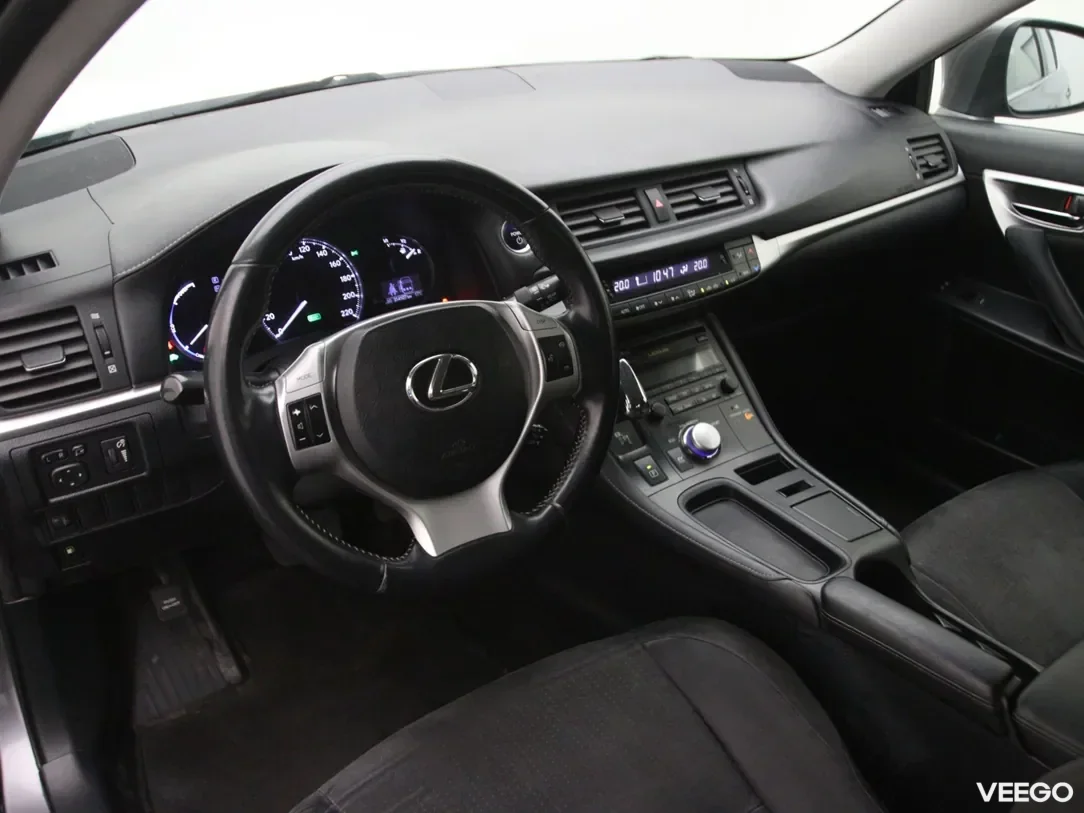 Lexus ct-200h 1.8 100kW