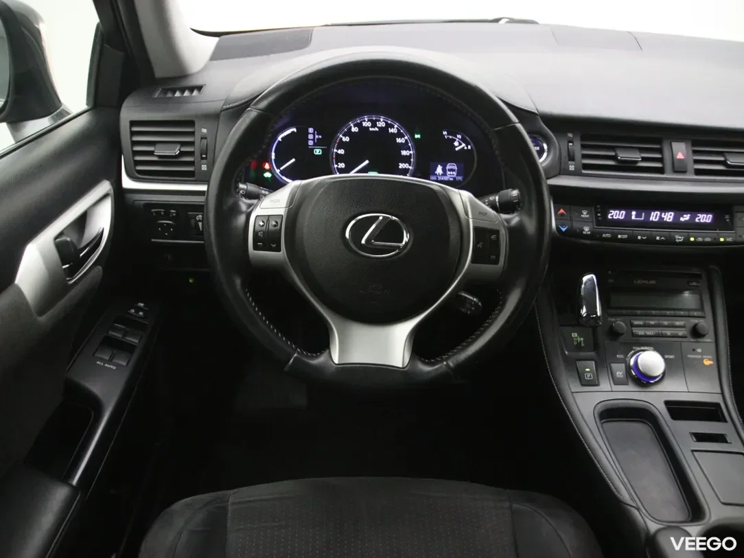 Lexus ct-200h 1.8 100kW