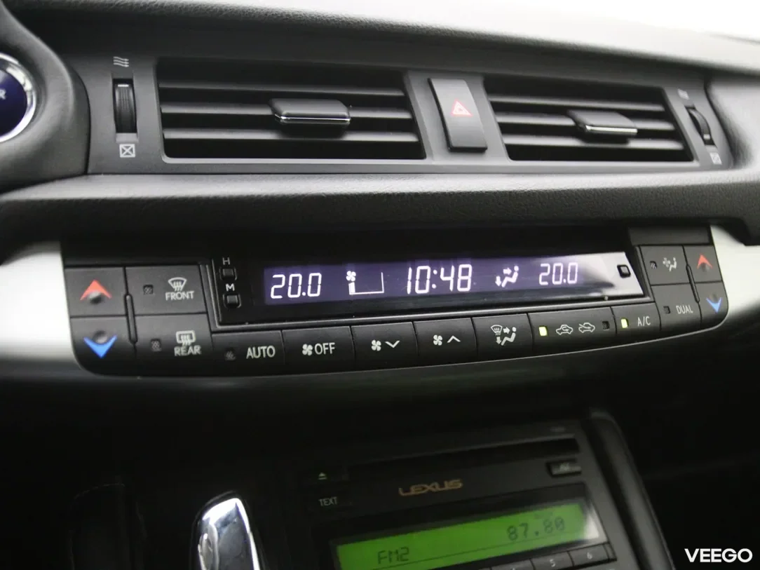 Lexus ct-200h 1.8 100kW