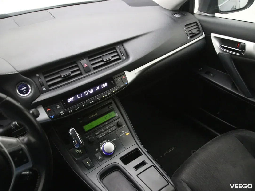 Lexus ct-200h 1.8 100kW