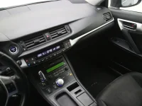 Lexus ct-200h 1.8 100kW thumbnail