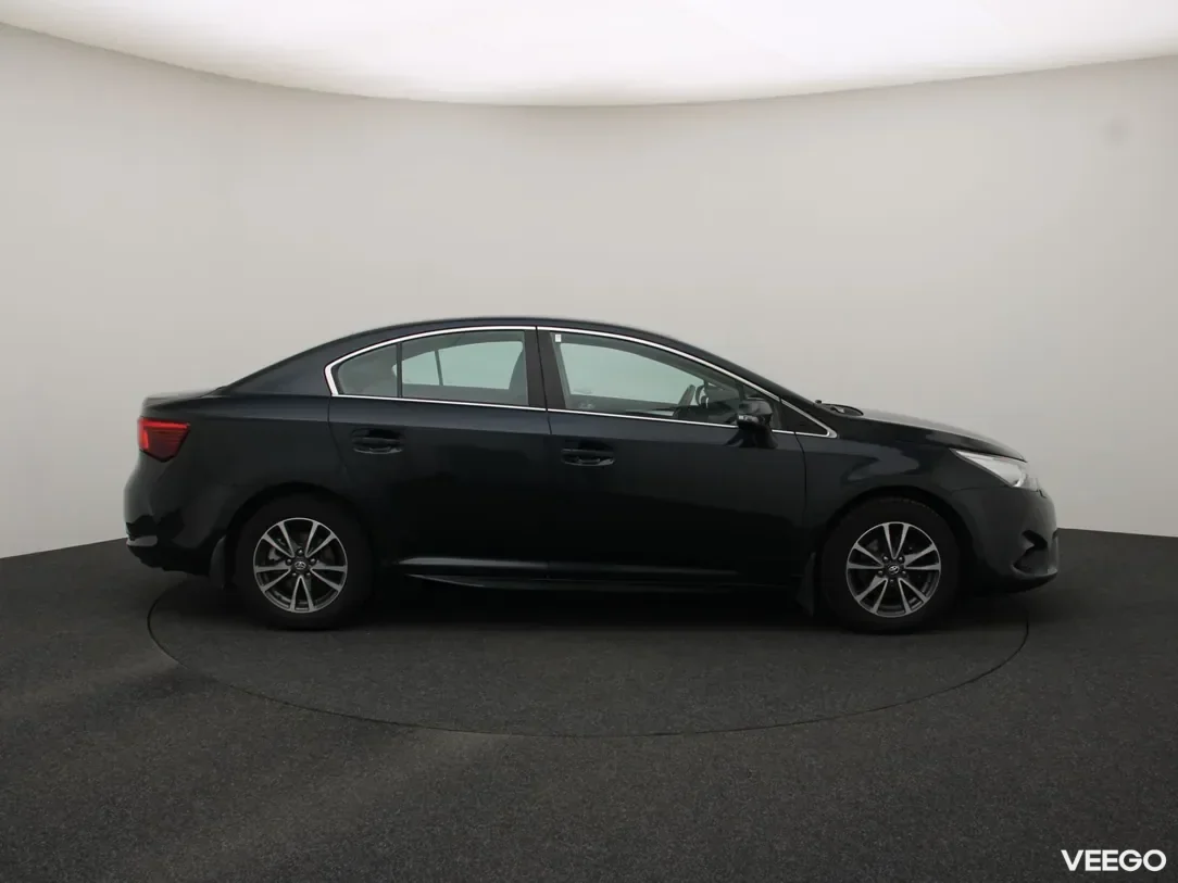 Toyota Avensis 1.8 108kW