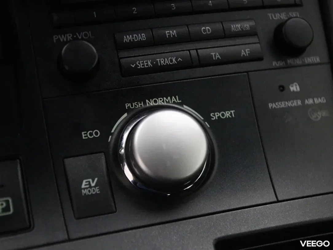 Lexus ct-200h 1.8 100kW