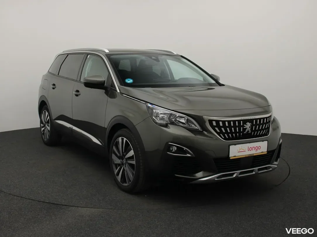 Peugeot 5008 1.2 96kW