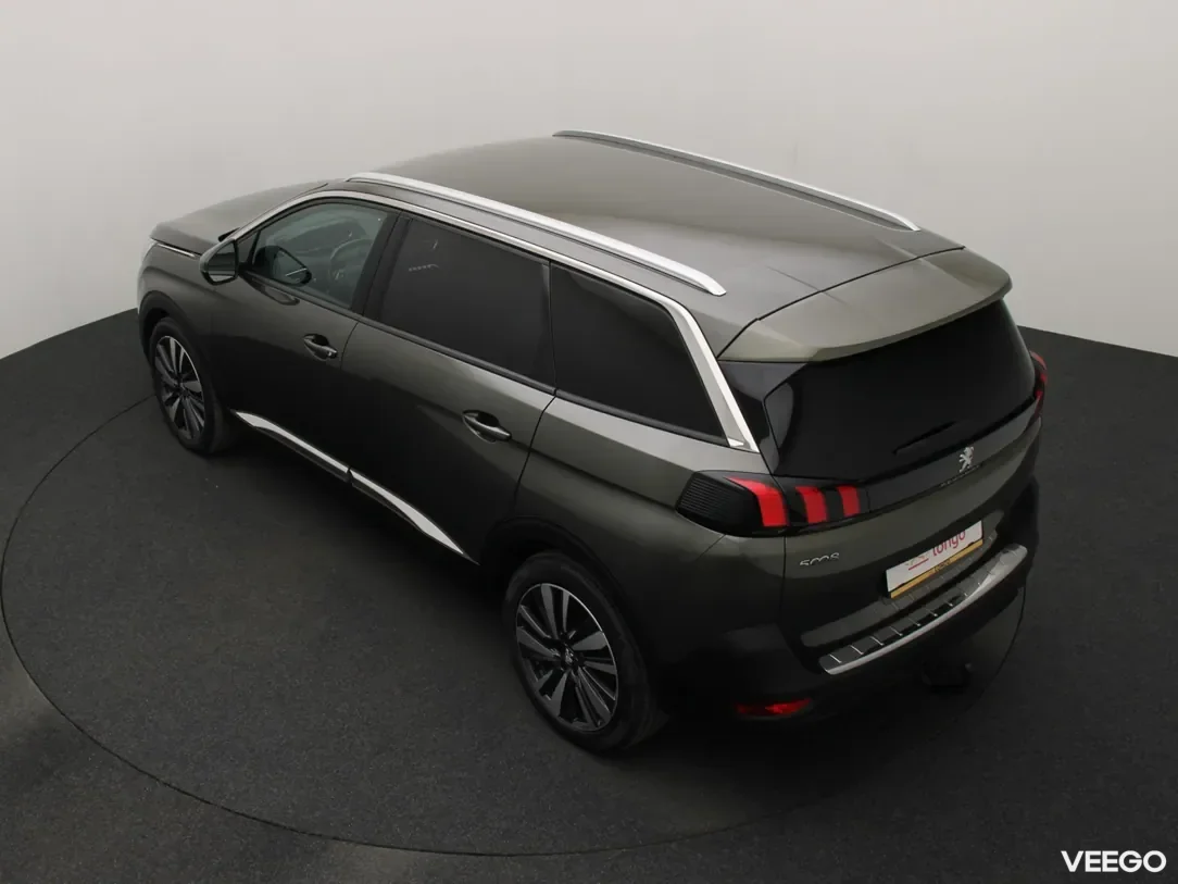 Peugeot 5008 1.2 96kW