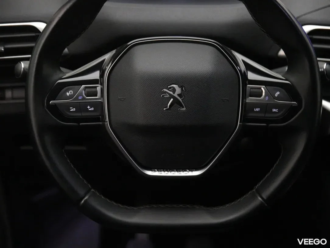 Peugeot 5008 1.2 96kW