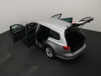 Volkswagen Passat 2 110kW thumbnail
