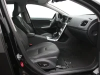 Volvo v60-cross-country 2 140kW thumbnail