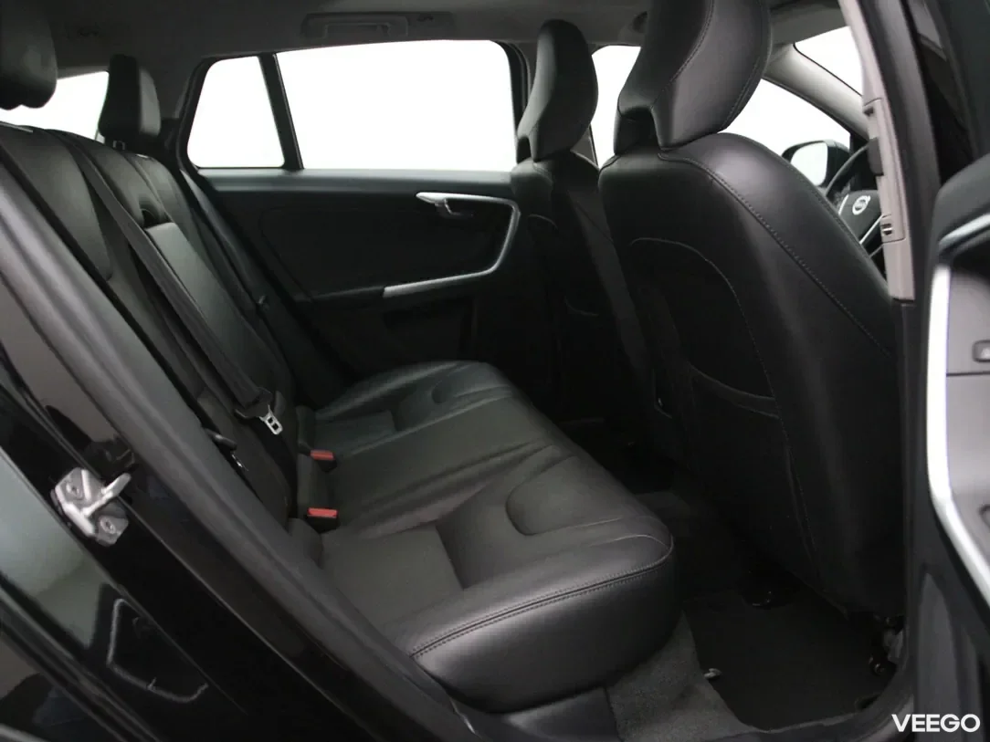 Volvo v60-cross-country 2 140kW