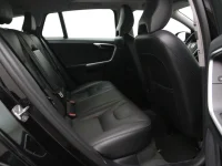 Volvo v60-cross-country 2 140kW thumbnail