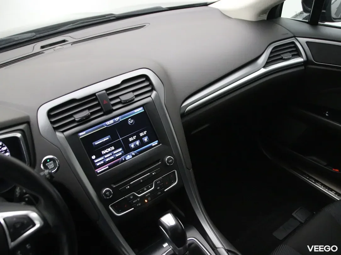 Ford Mondeo 1.5 118kW