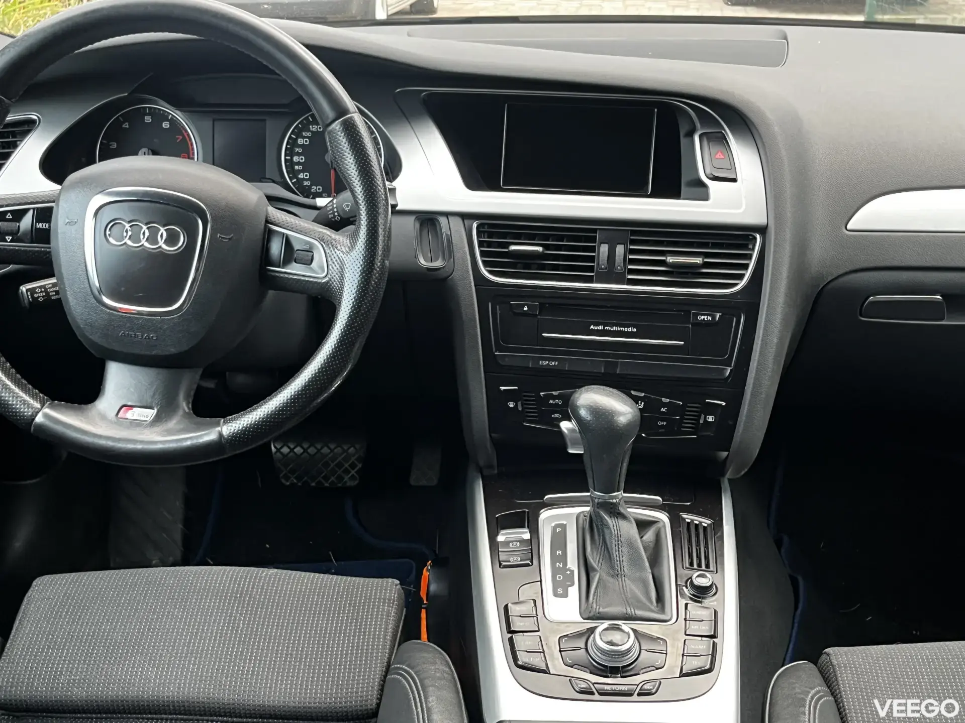 Audi A4 AVANT S-Line 2.0 132kW