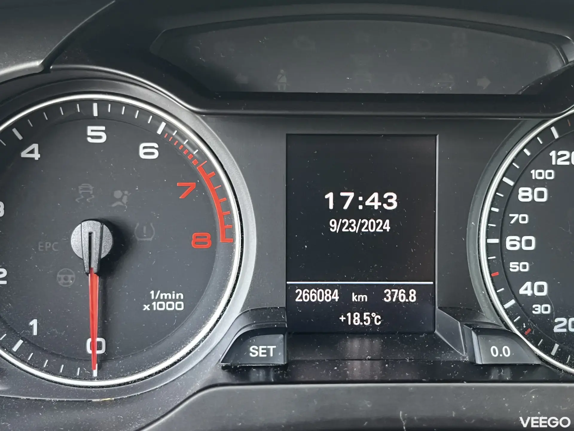 Audi A4 AVANT S-Line 2.0 132kW