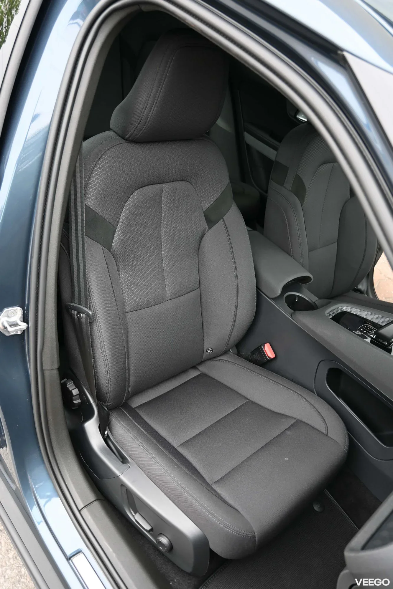 Polestar 2 AWD DUAL ENGINE H&K LONG RANGE 78KWH 300kW
