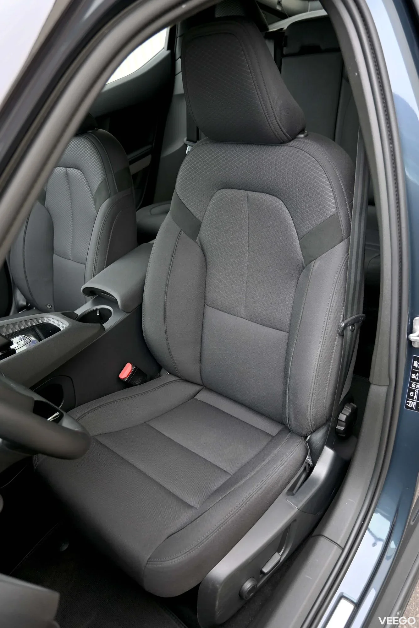 Polestar 2 AWD DUAL ENGINE H&K LONG RANGE 78KWH 300kW