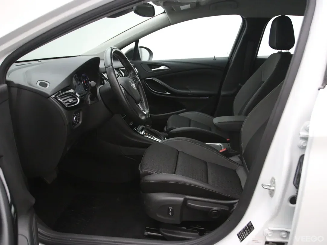 Opel Astra 1.4 107kW
