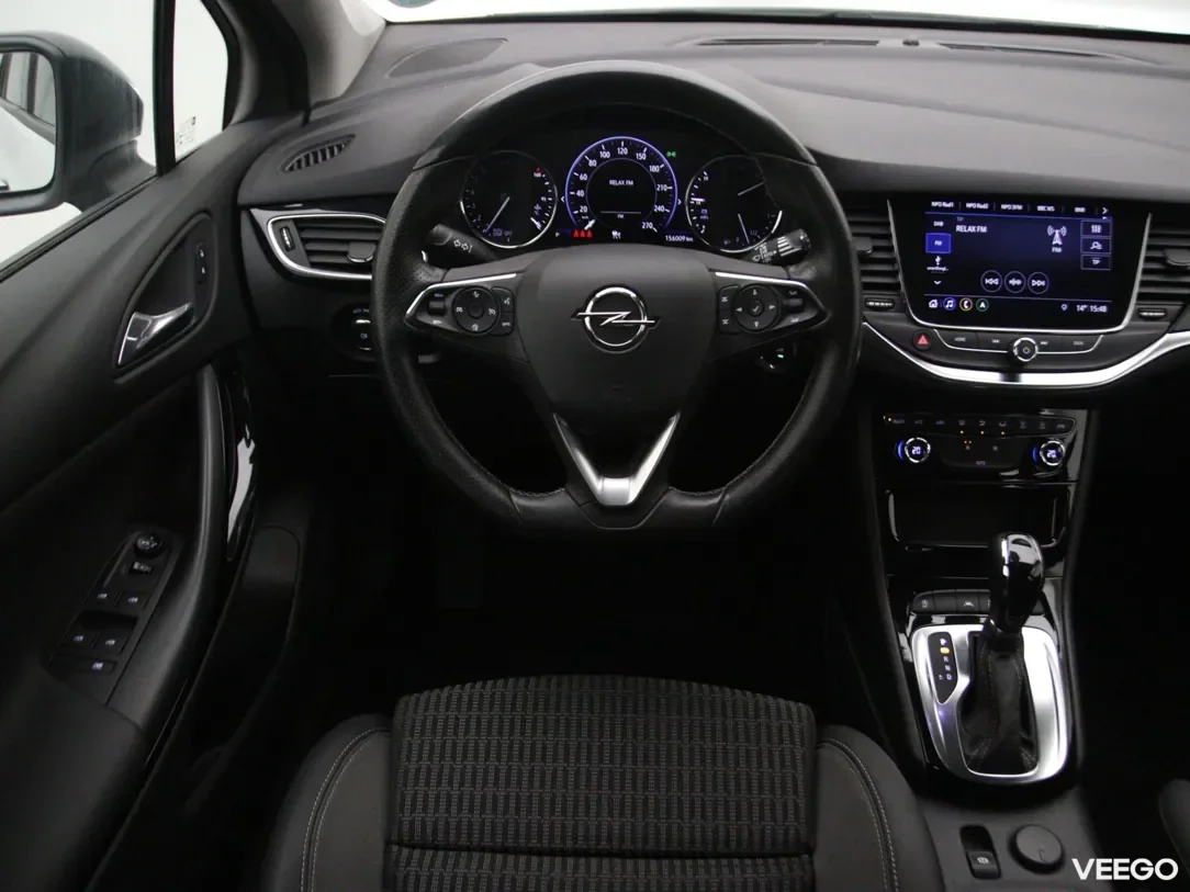 Opel Astra 1.4 107kW