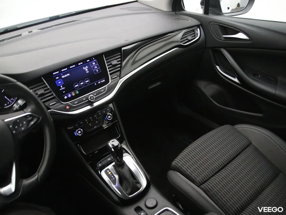 Opel Astra 1.4 107kW