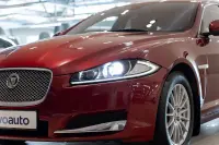 Jaguar XF Sportbrake 147kW thumbnail