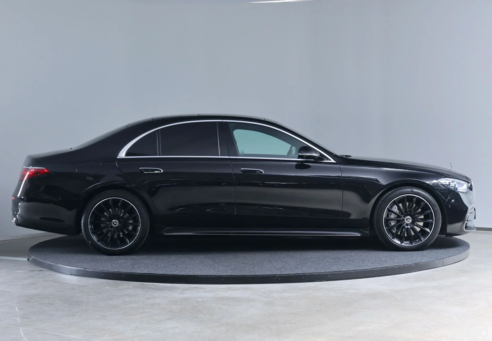 Mercedes-Benz S350 - 210kW