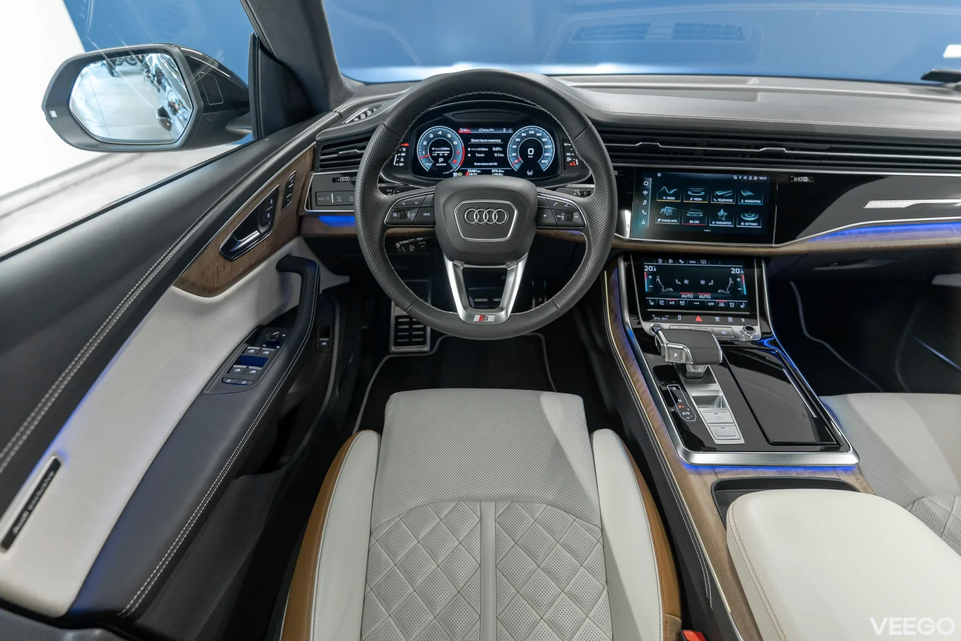 Audi Q8 55 TFSi Quattro S-Line Exclusive 3 250kW
