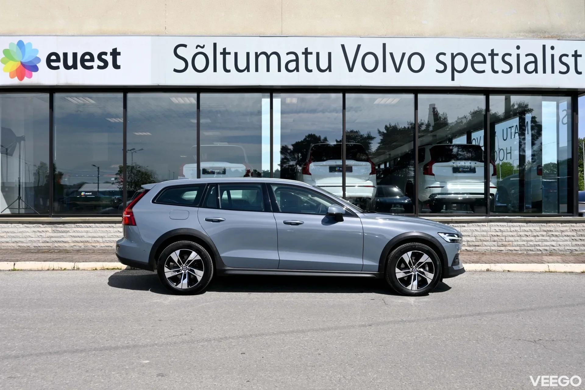 Volvo V60 Cross Country AWD INSCRIPTION INTELLI SAFE PRO 2 145kW
