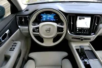 Volvo V60 Cross Country AWD INSCRIPTION INTELLI SAFE PRO 2 145kW thumbnail