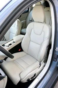 Volvo V60 Cross Country AWD INSCRIPTION INTELLI SAFE PRO 2 145kW thumbnail