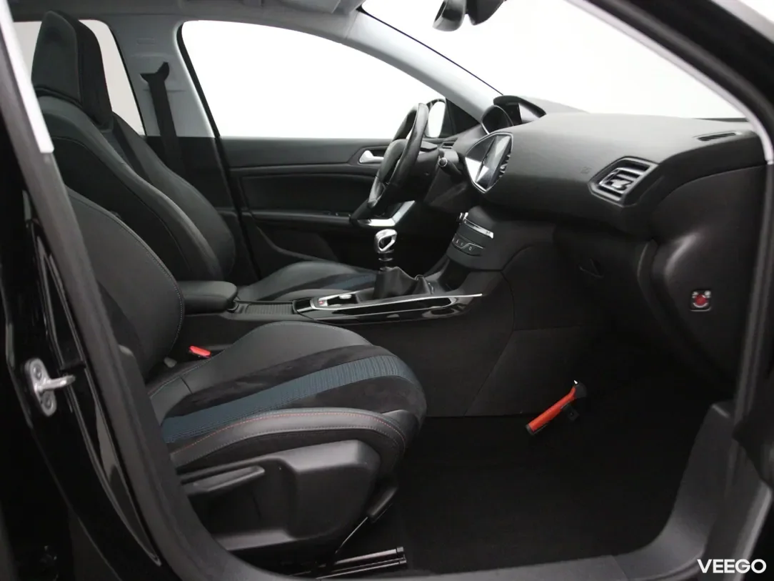 Peugeot 308 1.2 96kW