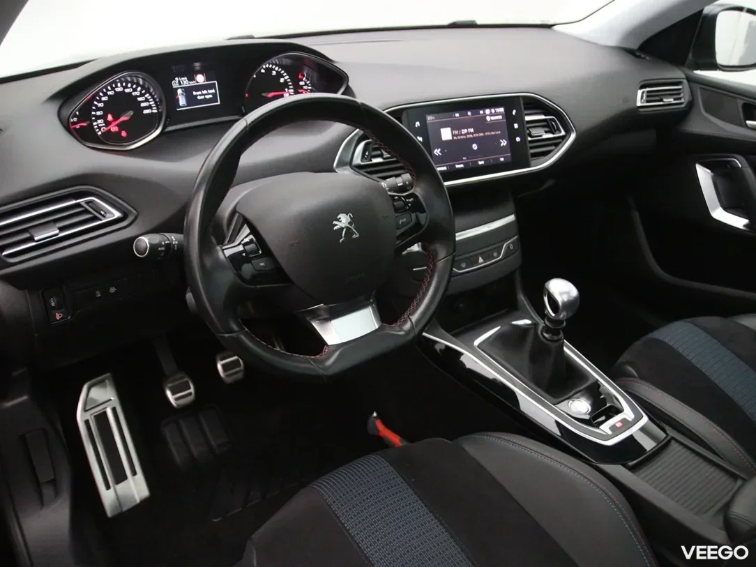 Peugeot 308 1.2 96kW