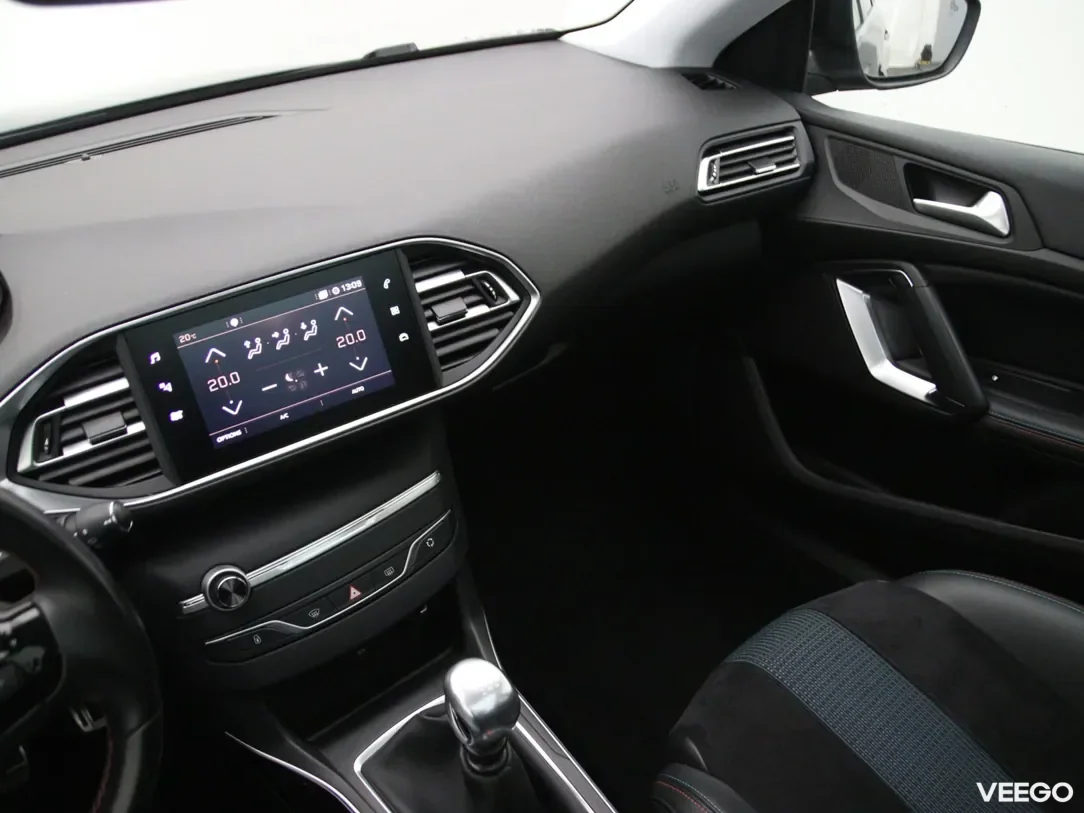 Peugeot 308 1.2 96kW