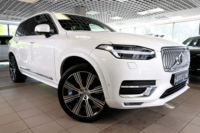 Image of Volvo XC90 AWD 4C H&K ULTIMATE BRIGHT XENIUM INTELLI SAFE PRO 2 183kW