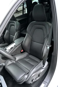Volvo XC90 AWD 4C H&K ULTIMATE BRIGHT XENIUM INTELLI SAFE PRO 2 183kW thumbnail
