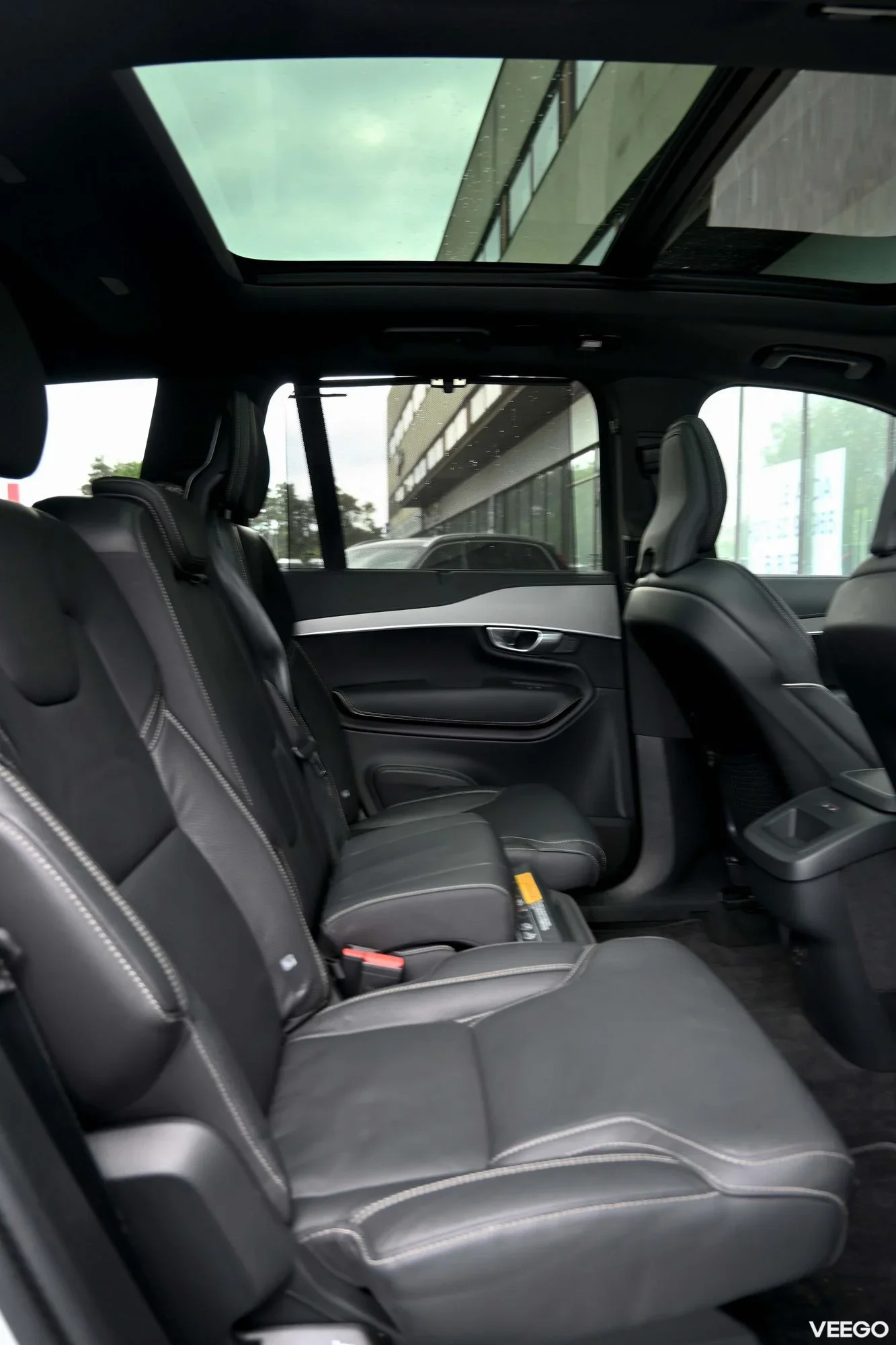 Volvo XC90 AWD 4C H&K ULTIMATE BRIGHT XENIUM INTELLI SAFE PRO 2 183kW