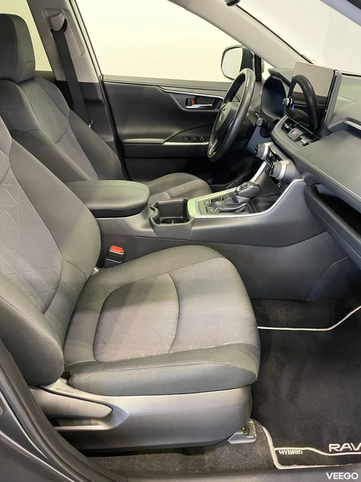 Toyota RAV4 Luxury 2.5 131kW
