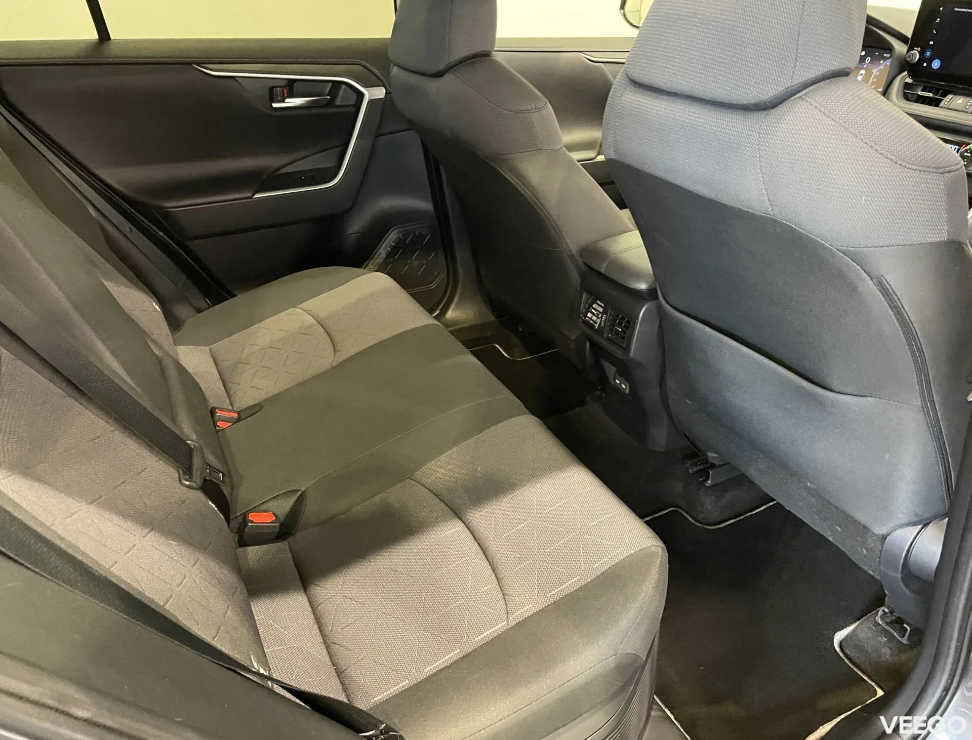 Toyota RAV4 Luxury 2.5 131kW